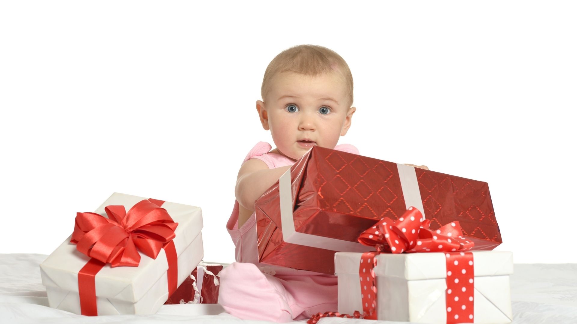 Canastilla de cosmética, de Suavinex, Los 11 mejores regalos para un bebé  recién nacido